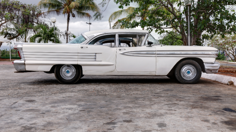 Preservando a história e o valor: Confira práticas sobre como restaurar carros antigos Diego Borges mostra práticas essenciais para restaurar carros antigos, preservando história e valor.